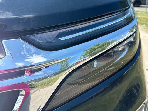 Used 2023 Chevrolet Equinox LT image 10