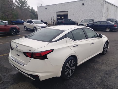 Used 2022 Nissan Altima 2.5 SV image 3