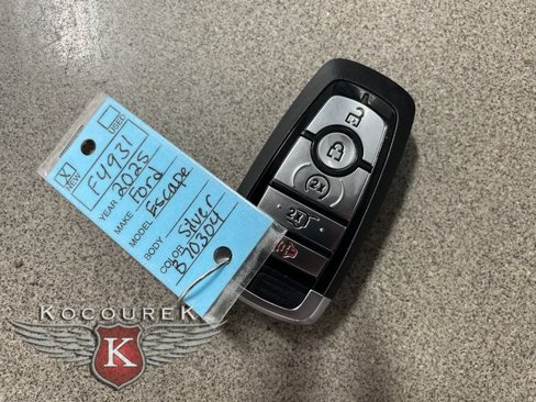 New 2025 Ford Escape Active image 25