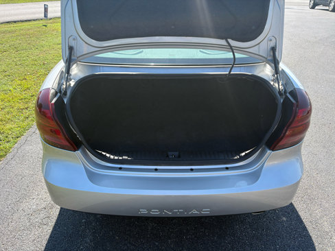 Used 2007 Pontiac Grand Prix w/ Preferred Package image 4