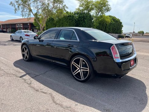 Used 2014 Chrysler 300 image 6