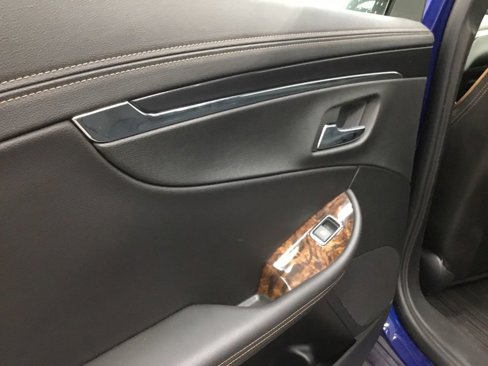 Used 2014 Chevrolet Impala LT image 15