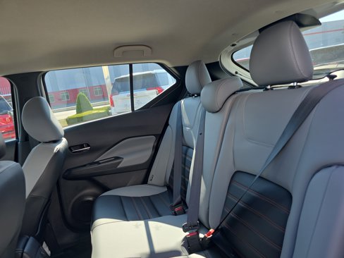 Used 2024 Nissan Kicks SR w/ SR Premium Package image 14