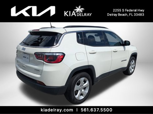 Used 2018 Jeep Compass Latitude w/ Popular Equipment Group image 4