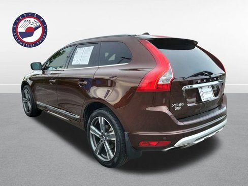 Used 2017 Volvo XC60 T5 Dynamic w/ Preferred Option Package image 21