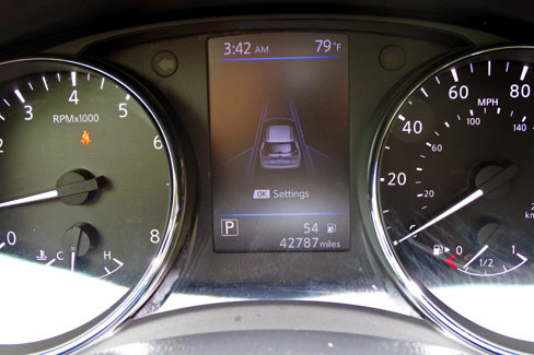 Used 2020 Nissan Rogue S image 22