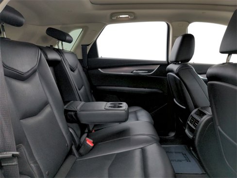 Used 2017 Cadillac XT5 Luxury w/ Driver Awareness Package image 42