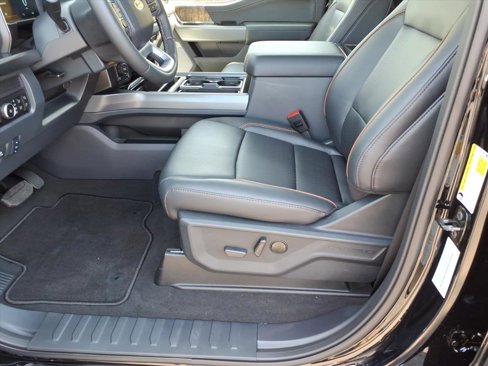 New 2026 Ford F350 4x4 Crew Cab Super Duty image 6