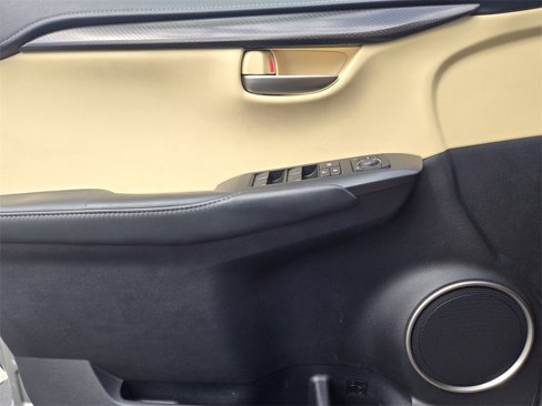 Used 2015 Lexus NX 200t FWD image 24