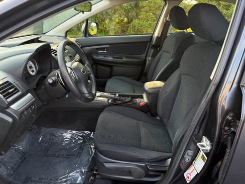 Used 2014 Subaru Impreza 2.0i Premium w/ All-Weather Package w/CVT image 5
