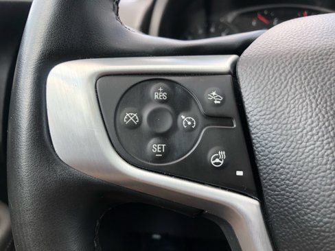 Used 2024 GMC Terrain SLT image 35