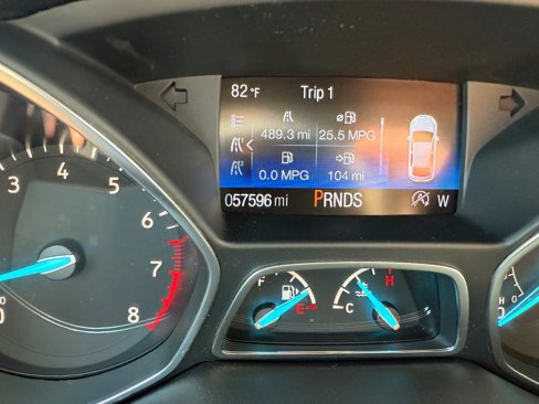 Used 2019 Ford Escape SEL image 16