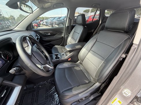 Used 2024 GMC Terrain SLT image 27