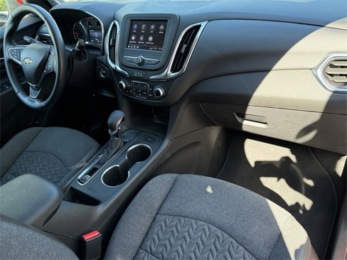 Used 2024 Chevrolet Equinox LT image 20