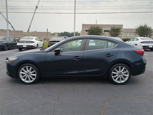 Used 2017 MAZDA MAZDA3 Grand Touring image 7