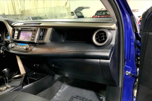 Used 2015 Toyota RAV4 XLE image 18