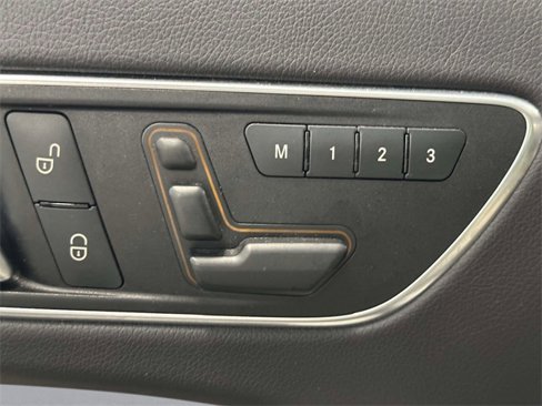 Used 2015 Mercedes-Benz GLA 250 4MATIC image 15