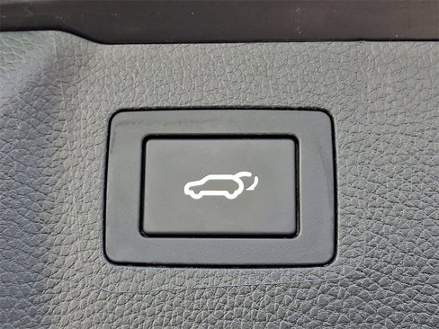 Used 2015 Hyundai Santa Fe GLS w/ Option Group 03 image 30