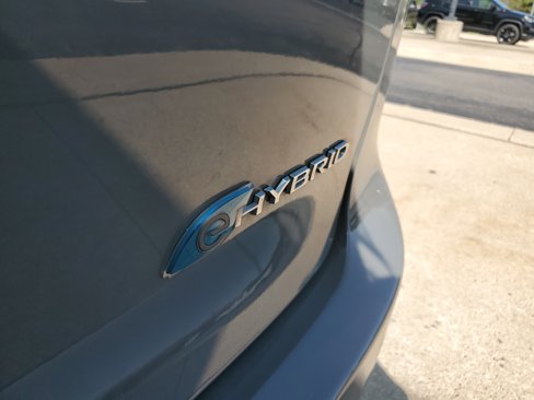 Used 2020 Chrysler Pacifica Limited w/ Advanced Safetytec Group image 27