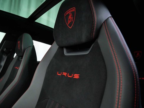 Used 2023 Lamborghini Urus Performante image 23