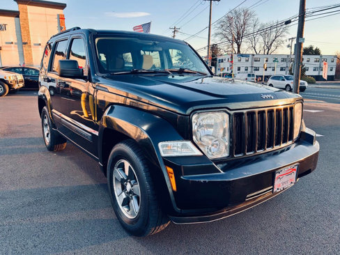 Used 2008 Jeep Liberty Sport w/ Popular Equipment Group image 7