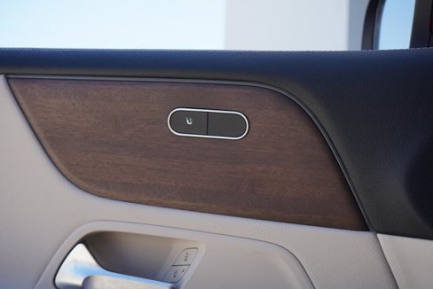 Certified 2022 Mercedes-Benz GLB 250 image 16