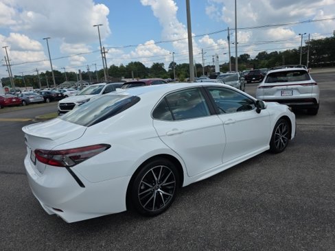 Used 2022 Toyota Camry SE image 27