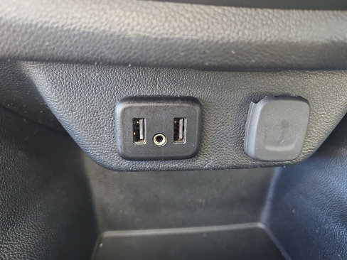 Certified 2021 Chevrolet Traverse LS w/ LPO, Blackout Package image 33