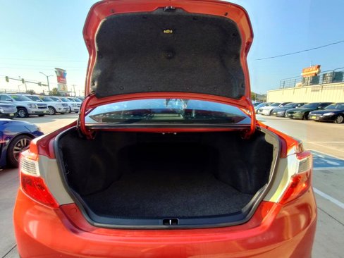 Used 2012 Toyota Camry SE image 38