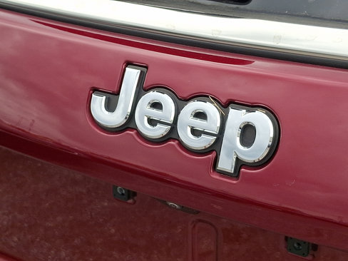 Used 2022 Jeep Compass Limited image 31