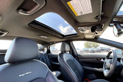 Used 2022 Kia Forte GT-Line w/ GT-Line Premium Package image 24