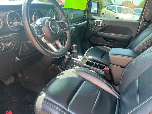 Used 2021 Jeep Wrangler Unlimited Sahara w/ Uconnect 4C Nav & Sound Group image 14