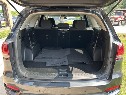 Used 2020 Kia Sorento S image 5