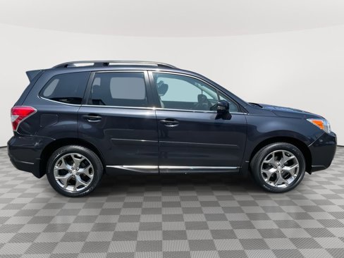 Used 2016 Subaru Forester 2.5i Touring image 8
