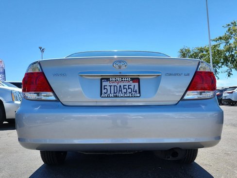 Used 2006 Toyota Camry LE image 16