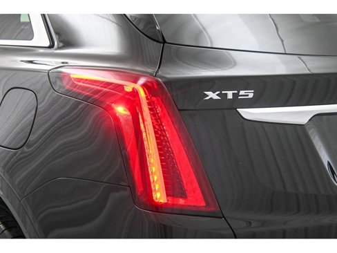 Used 2022 Cadillac XT5 Premium Luxury image 24