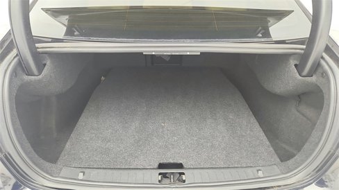 Used 2018 Volvo S60 T5 Inscription w/ Technology Package image 38