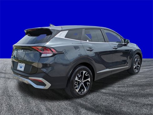 Used 2023 Kia Sportage EX image 4