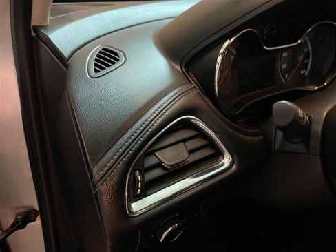Used 2017 Chevrolet Cruze LT image 23