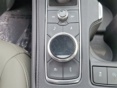 Used 2019 Cadillac XT4 Luxury w/ Cold Weather Package image 24