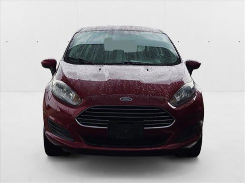 Used 2017 Ford Fiesta SE image 2