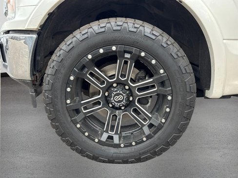 Used 2018 Ford F150 Lariat image 11