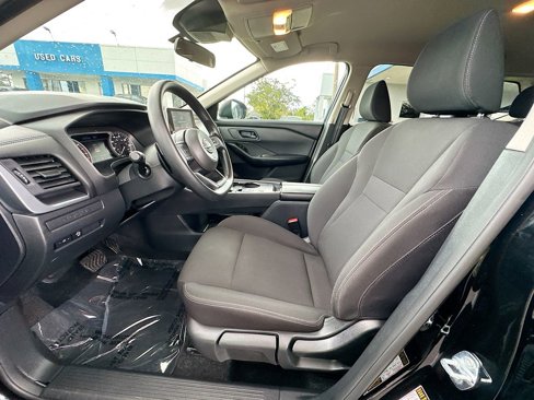 Used 2024 Nissan Rogue S image 20