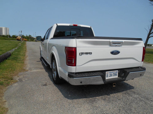 Used 2016 Ford F150 Lariat image 12