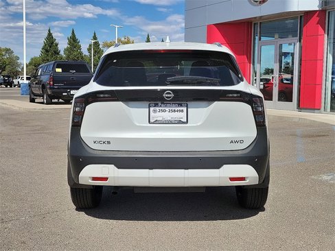 New 2025 Nissan Kicks SV w/ SV Premium Package image 9