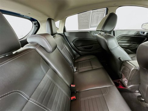 Used 2014 Ford Fiesta Titanium image 28