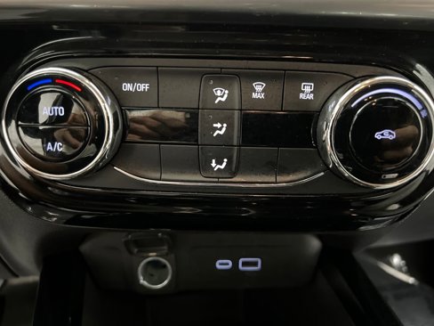 Used 2024 Chevrolet Trax LT image 48