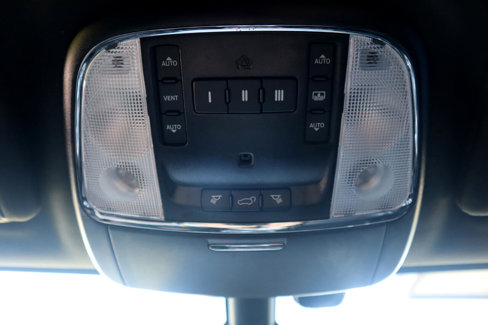 Used 2018 Jeep Grand Cherokee Limited image 97