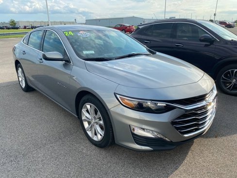 Used 2024 Chevrolet Malibu LT image 3