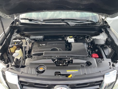 Used 2020 Nissan Pathfinder SV image 50
